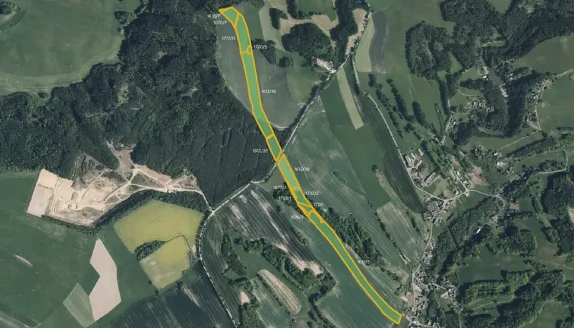 Prodej pole, Dubnice, 106421 m2