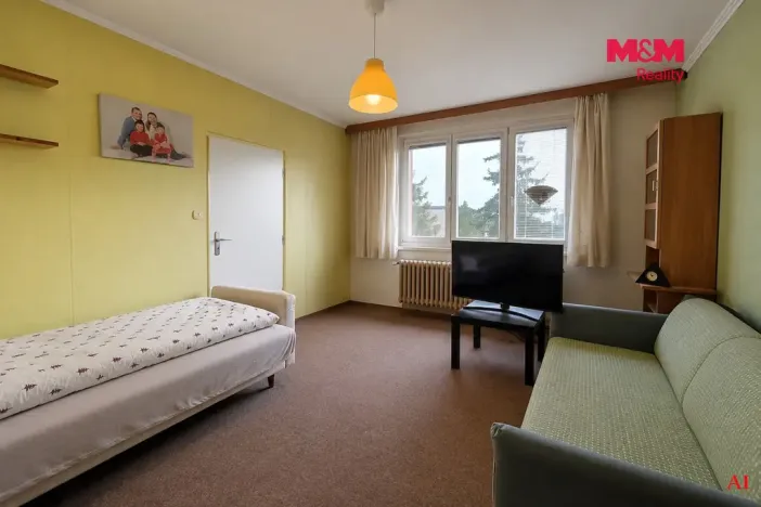 Prodej bytu 1+1, Karlovy Vary - Drahovice, Gagarinova, 37 m2