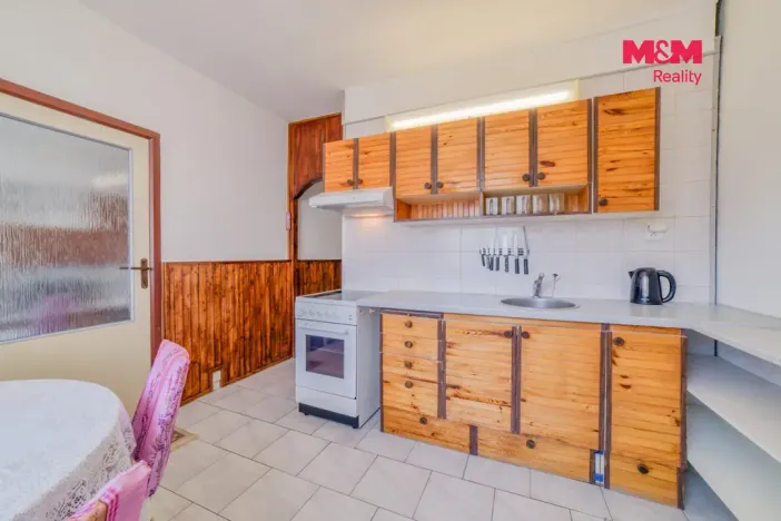 Prodej bytu 2+1, Toužim, Na Zámecké, 63 m2