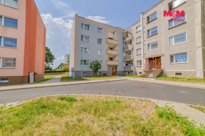 Prodej bytu 2+1, Toužim, Na Zámecké, 63 m2