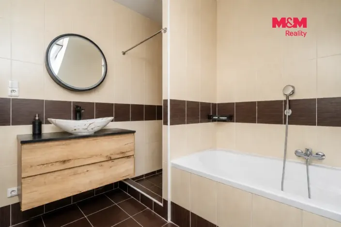 Prodej bytu 3+1, Milovice, Mírová, 93 m2