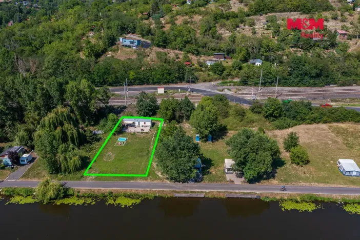 Prodej zahrady, Křešice, 612 m2