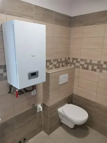 Pronájem bytu 2+1, Liberec, Na Srázu, 76 m2
