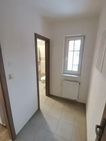 Pronájem bytu 2+1, Liberec, Na Srázu, 76 m2