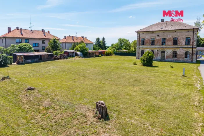 Prodej pozemku pro bydlení, Dvory - Veleliby, 618 m2