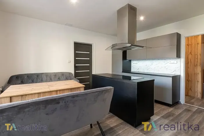 Prodej bytu 3+1, Orlová, Adamusova, 65 m2