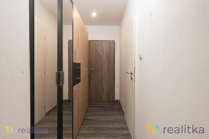 Prodej bytu 3+1, Orlová, Adamusova, 65 m2