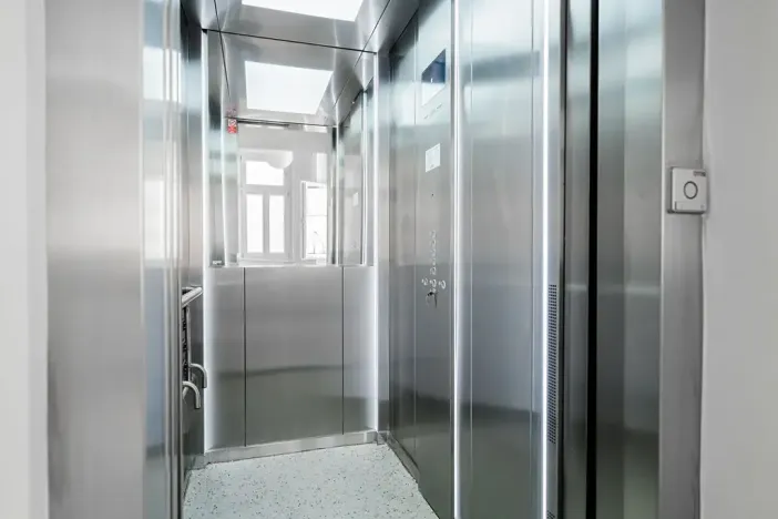 Pronájem bytu 2+kk, Praha - Nové Město, Václavské náměstí, 43 m2