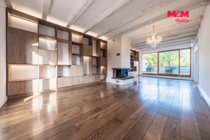 Prodej bytu 5+kk, Praha, Jeseniova, 189 m2