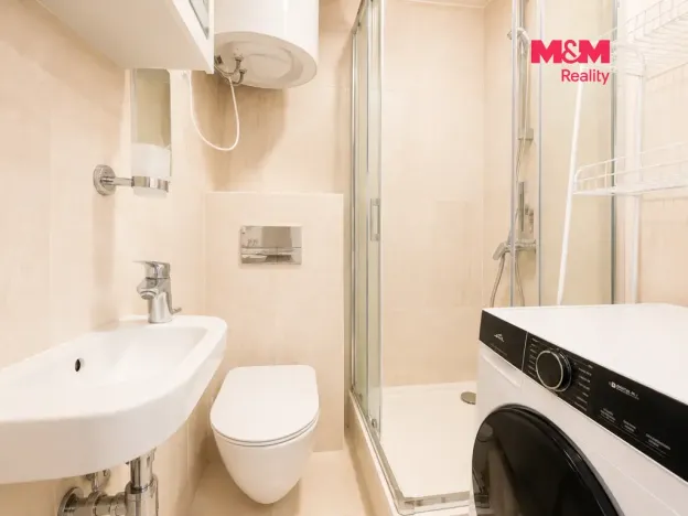 Prodej bytu 1+kk, Líšnice, Spálený Mlýn, 18 m2