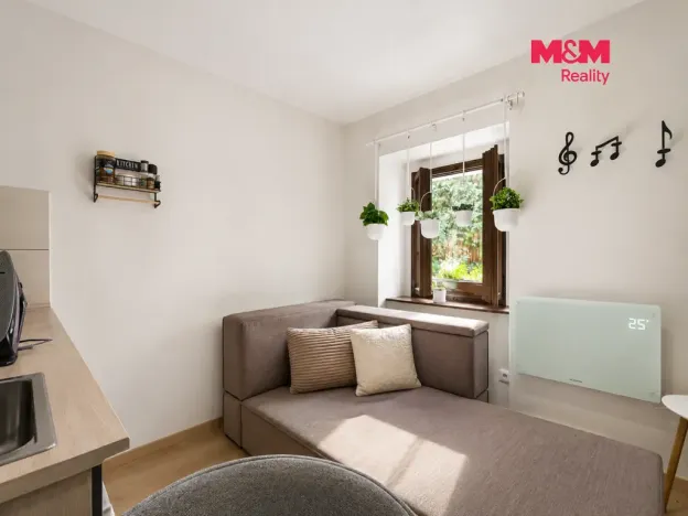 Prodej bytu 1+kk, Líšnice, Spálený Mlýn, 18 m2