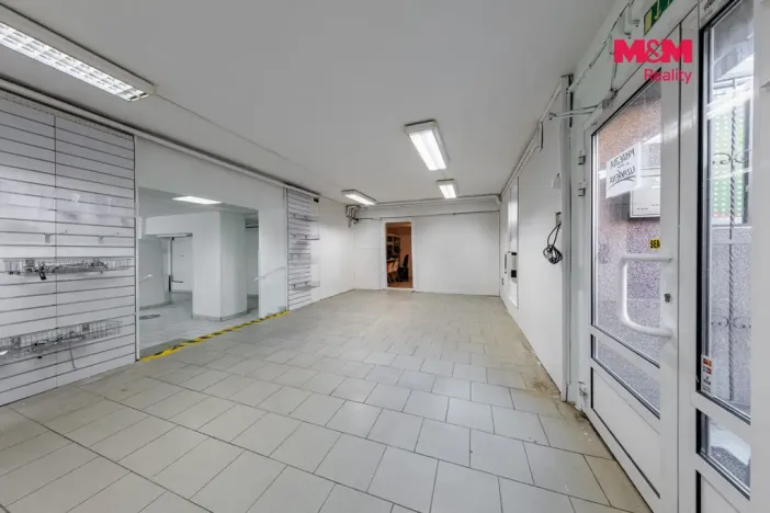 Prodej obchodního prostoru, Karlovy Vary - Drahovice, Vítězná, 147 m2