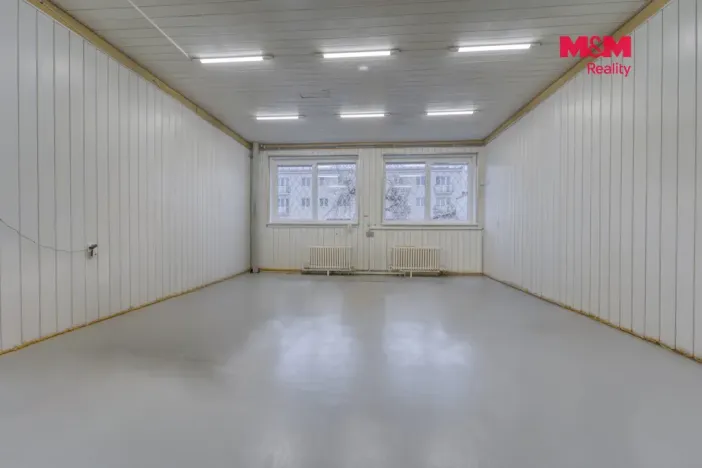 Pronájem obchodního prostoru, Plzeň - Lobzy, Blatenská, 360 m2