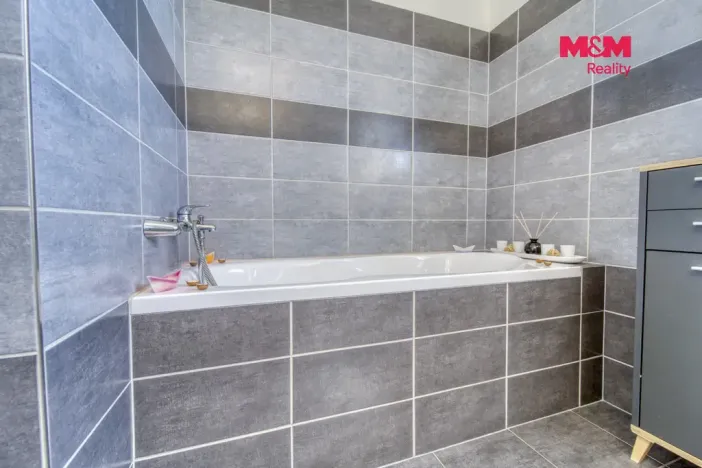 Prodej rodinného domu, Příchovice, 94 m2