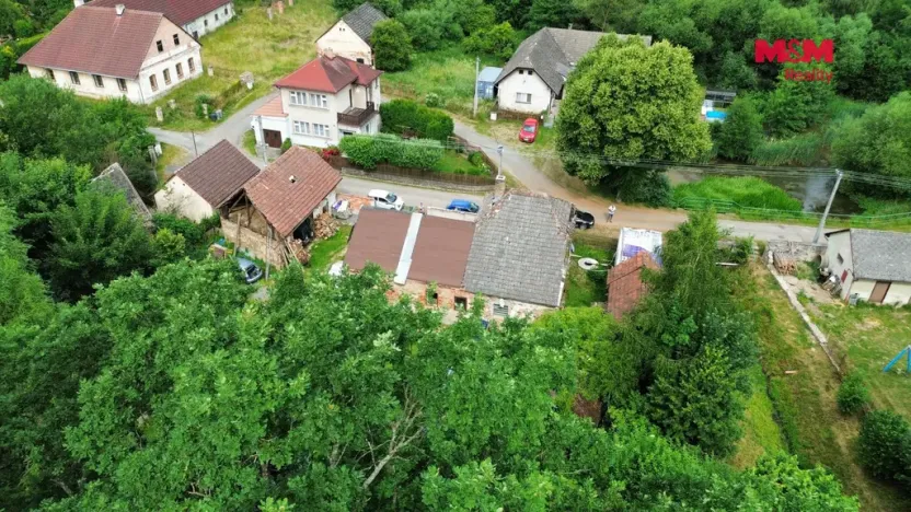 Prodej rodinného domu, Nemyšl - Hoštice, 150 m2