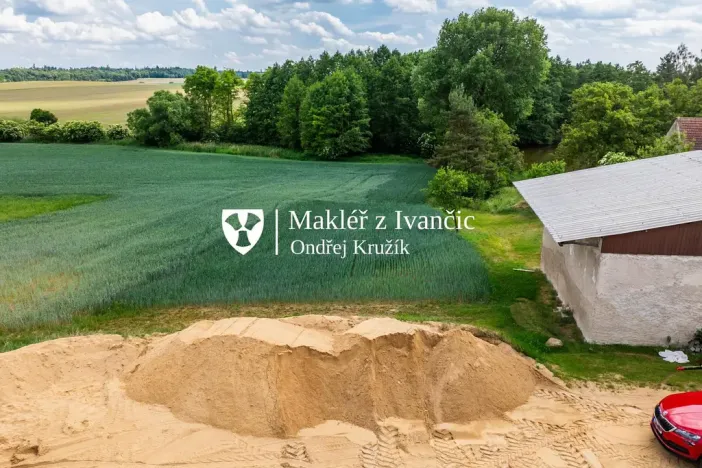 Prodej pozemku, Medlice, 550 m2