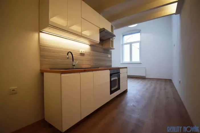 Pronájem bytu 2+1, Teplice, Českobratrská, 53 m2