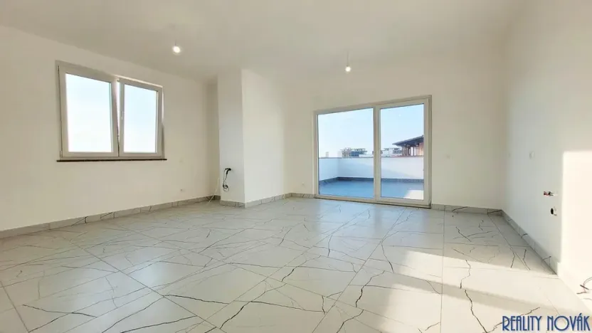 Prodej bytu 2+kk, Rruga Ismail Qemali, Golem, Albánie, Albánie, 60 m2