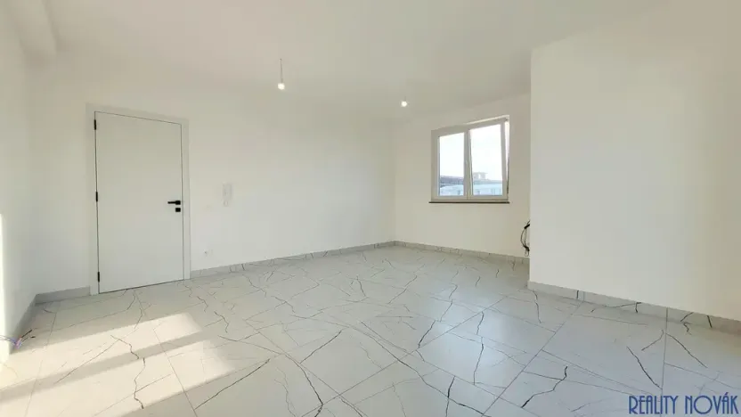 Prodej bytu 2+kk, Rruga Ismail Qemali, Golem, Albánie, Albánie, 60 m2