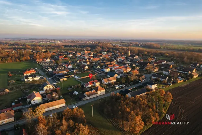 Prodej pozemku, Kunětice, 927 m2