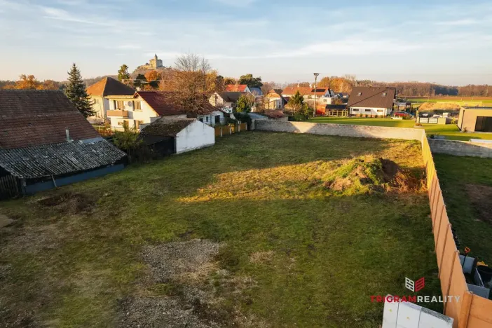 Prodej pozemku, Kunětice, 927 m2