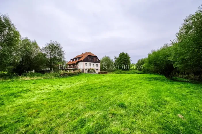 Prodej ubytování, Červená Lhota, 1220 m2