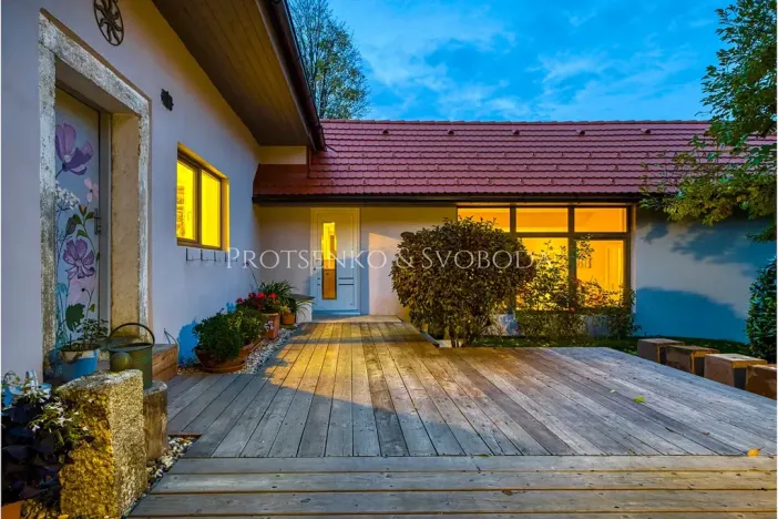 Prodej vícegeneračního domu, Pavlov, 354 m2
