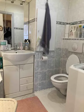 Prodej bytu 3+1, Ostrov, Kollárova, 71 m2