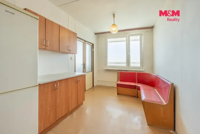 Prodej bytu 3+1, Kladno - Kročehlavy, Děčínská, 76 m2
