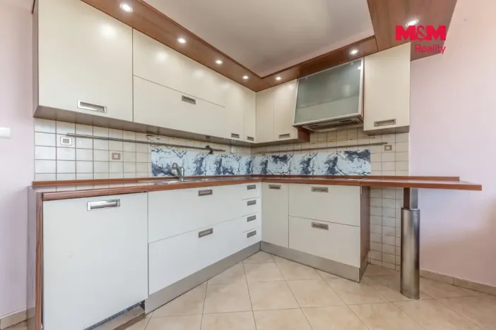 Prodej bytu 2+kk, Praha - Hlubočepy, Högerova, 48 m2