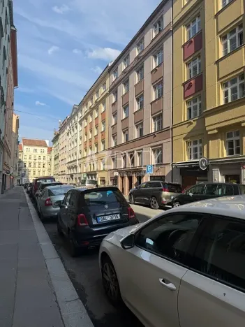 Prodej bytu 3+kk, Praha - Holešovice, Jirečkova, 67 m2