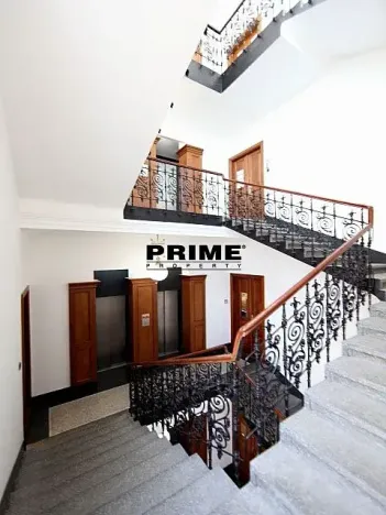 Pronájem kanceláře, Praha - Nové Město, Lazarská, 190 m2