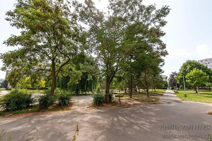 Prodej bytu 3+1, Praha - Chodov, Dědinova, 85 m2