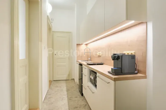 Pronájem kanceláře, Praha - Vršovice, Moskevská, 37 m2