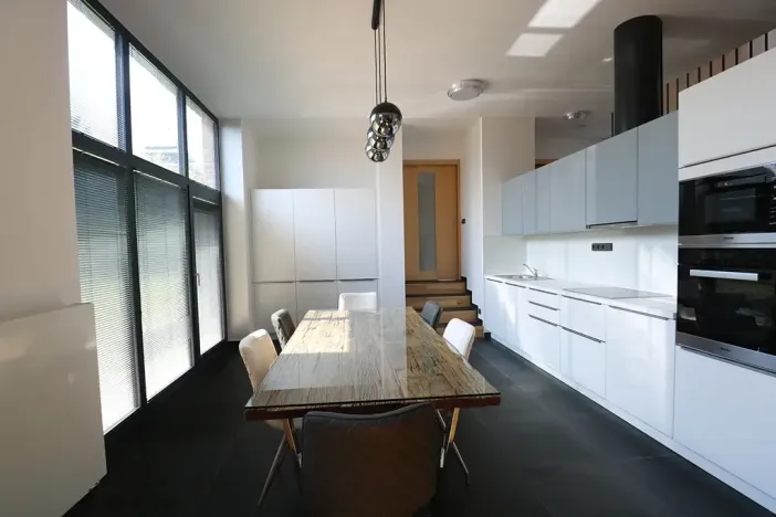 Pronájem vily, Praha, 200 m2