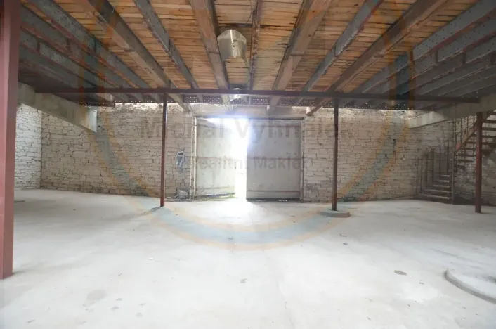 Pronájem komerční, Hrobce, 130 m2