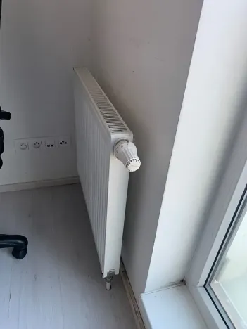 Dražba - jiné, Praha - Malešice, Nad úžlabinou, 38 m2