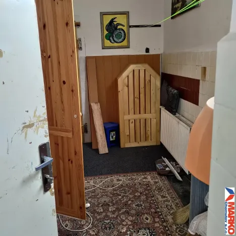 Pronájem kanceláře, Chomutov, Školní pěšina, 100 m2