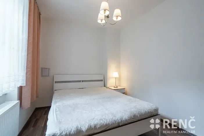 Pronájem bytu 2+kk, Brno, Kartouzská, 45 m2