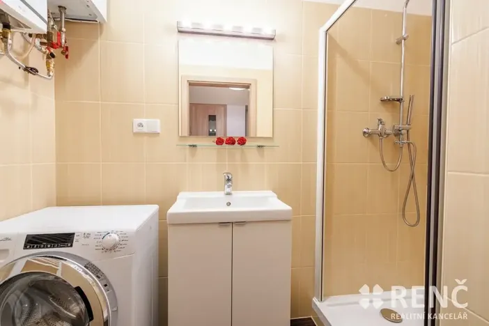 Pronájem bytu 2+kk, Brno, Kartouzská, 45 m2