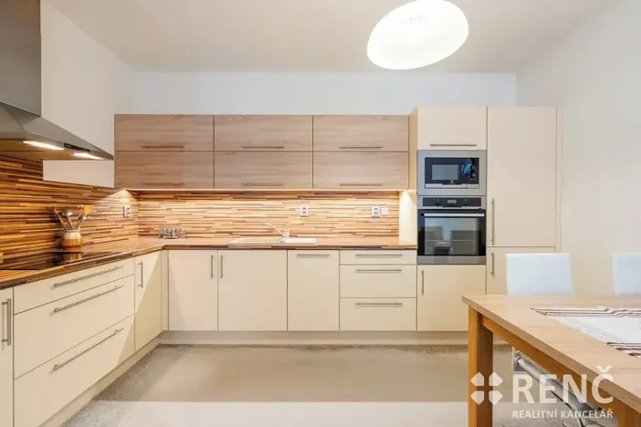 Pronájem bytu 2+kk, Brno, Kartouzská, 45 m2
