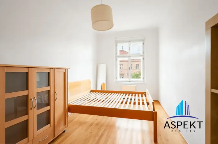 Pronájem bytu 2+1, Praha - Vinohrady, Londýnská, 54 m2
