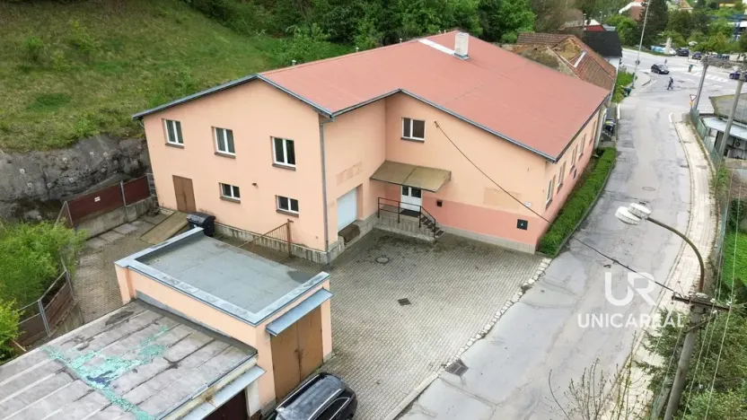 Prodej kanceláře, Letovice, U koupaliště, 834 m2