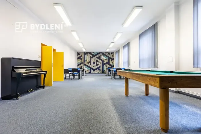 Pronájem kanceláře, Teplice, Modlanská, 153 m2