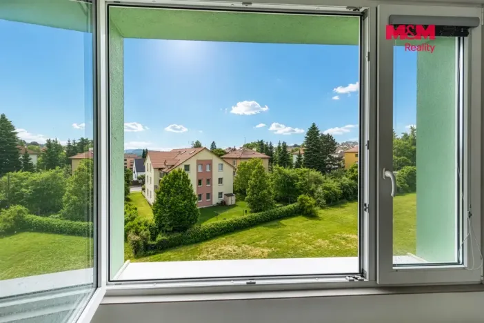 Prodej bytu 3+1, Jílové u Prahy, Holíkova, 74 m2