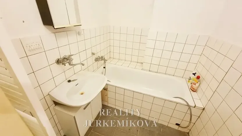 Prodej bytu 2+1, České Budějovice, Zachariášova, 54 m2