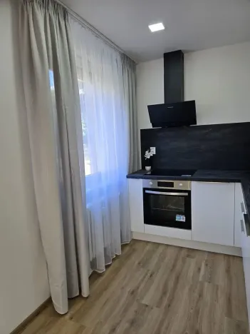 Prodej bytu 2+1, Praha - Lhotka, Zálesí, 42 m2