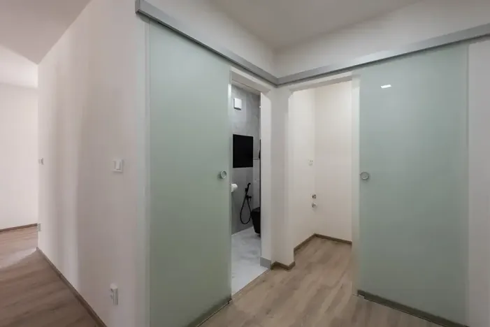 Prodej bytu 2+1, Praha - Lhotka, Zálesí, 42 m2