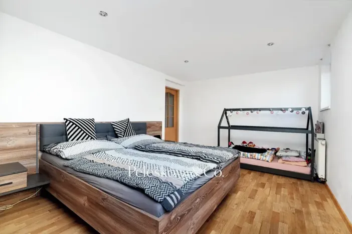 Prodej vícegeneračního domu, Praha - Štěrboholy, Pod areálem, 333 m2