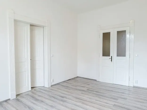 Pronájem bytu 4+1, Praha - Smíchov, Na Doubkové, 120 m2